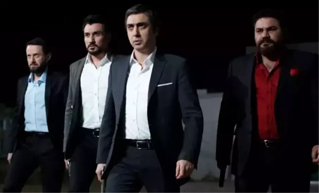 Kurtlar Vadisi yeniden mi çekiliyor, hangi kanalda yayınlanacak? Kurtlar Vadisi senaristleri bir araya geldi!