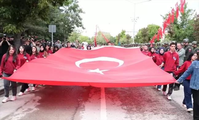 Atatürk'ün Erzurum'a Gelişinin 105. Yıl Dönümü Törenle Kutlandı