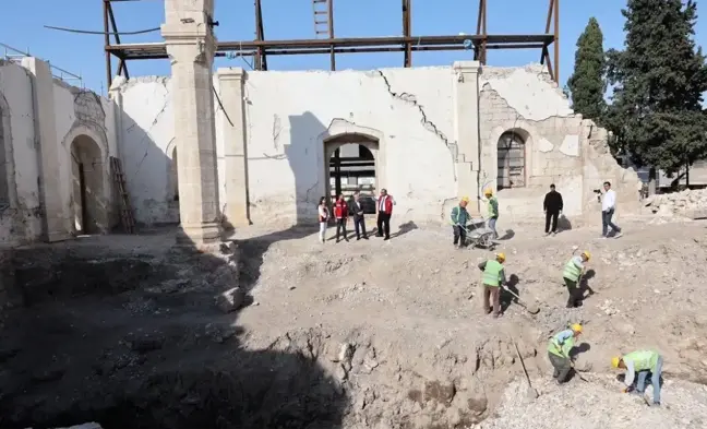 Adıyaman'ın Tarihi Ulu Cami Yeniden Yapılıyor