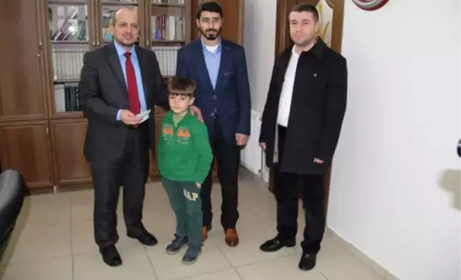 Doğum Günü Harcamalarını Halep'e Bağışladı