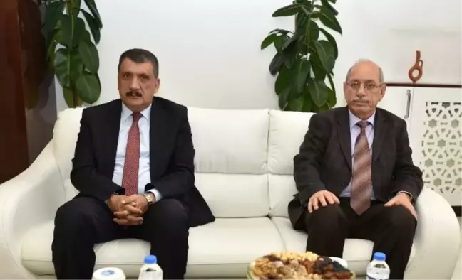 Ttk Başkanı Turan Başkan Gürkan'ı Ziyaret Etti