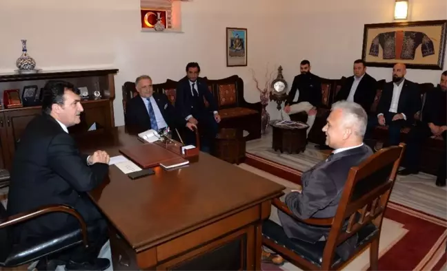 Ak Ocaklar'dan Dündar'a Ziyaret