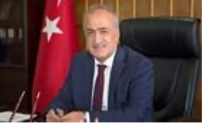 Ömer Çomaklı kimdir? Prof.Dr. Ömer Çomaklı hayatı ve biyografisi!