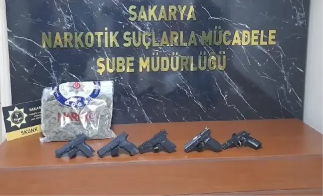 Sakarya'da Uyuşturucu Ticareti Operasyonu: 13 Şüpheli Gözaltına Alındı