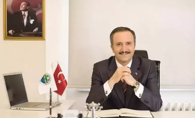 Aziz Yeniay kimdir? AK Parti Küçükçekmece Belediye Başkan Adayı Aziz Yeniay biyografisi!