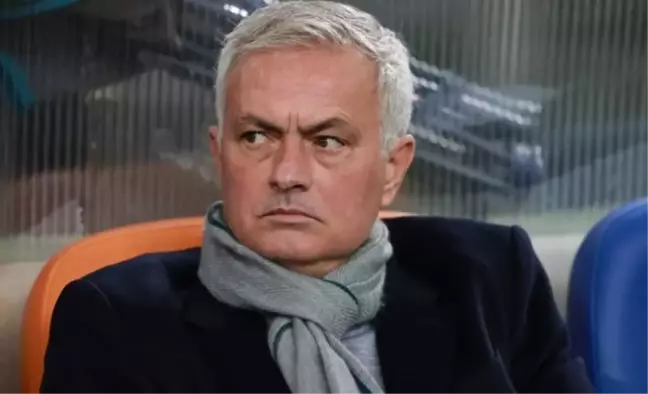 Mourinho neden yok? UEFA Avrupa Ligi Mourinho neden ceza aldı? ( Midtjylland Fenerbahçe)