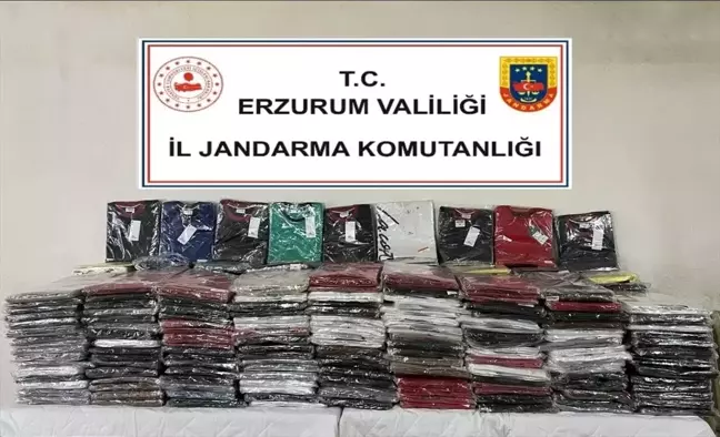 Erzurum'da 1500 Kaçak Tişört Ele Geçirildi