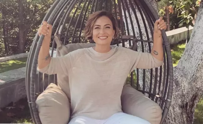 Ceyda Düvenci kimdir? Ceyda Düvenci hayatı ve biyografisi! Ceyda Düvenci kaç yaşında, nereli?