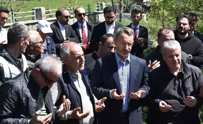 Cumhurbaşkanlığı İletişim Başkanı Fahrettin Altun'un Amcası Toprağa Verildi
