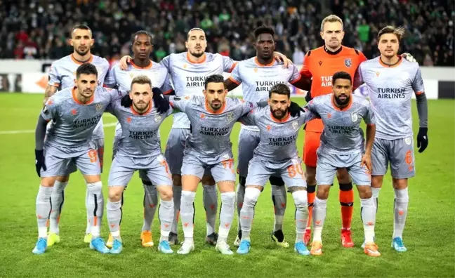 UEFA Avrupa Ligi: B. Mönchengladbach: 1 - Medipol Başakşehir: 1 (İlk yarı)