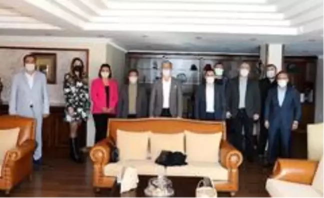 AK Parti Marmaris İlçe Başkanı Gökmen'den Belediye Başkanı Oktay'a ziyaret