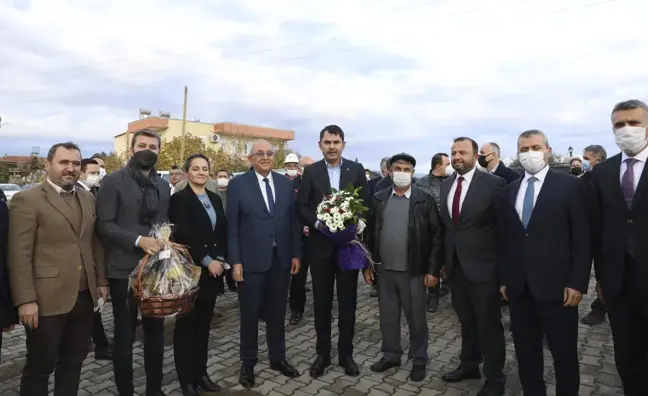 Son dakika haber | Bakan Kurum, Antalya'da afetzedelerle buluştu Açıklaması