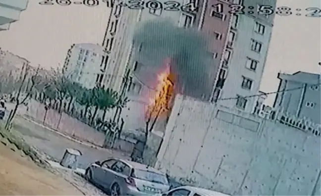 Pendik'te Pil Üretim Atölyesinde Patlama