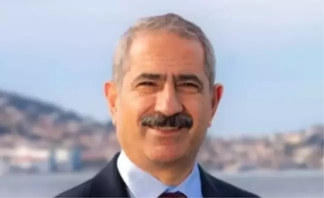 Ali Ercan Akpolat kimdir? CHP İstanbul Adalar Belediye Başkan Adayı Ali Ercan Akpolat kaç yaşında, nereli?