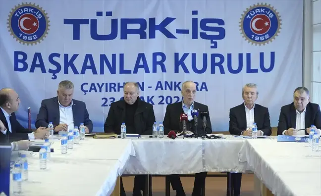 TÜRK-İŞ Başkanı Atalay: Özelleştirmeler Ülkeye Hayır Getirmedi