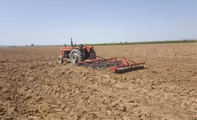 Traktörle Pulluk Arasına Sıkışan Şahıs Yaralandı