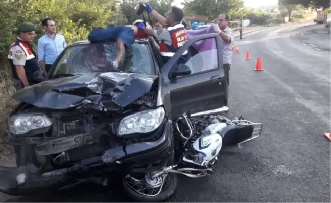 Aydın'da Otomobil ile Motosiklet Çarpıştı: 1 Ölü