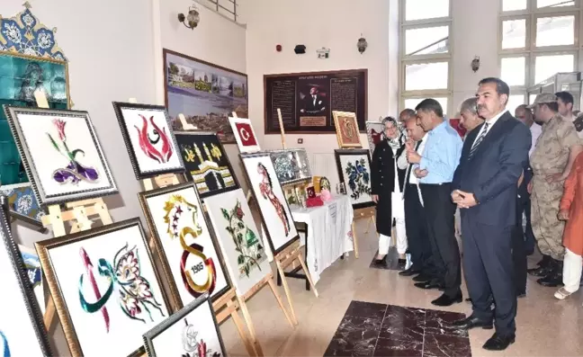Ahlat HEM'den yılsonu sergisi