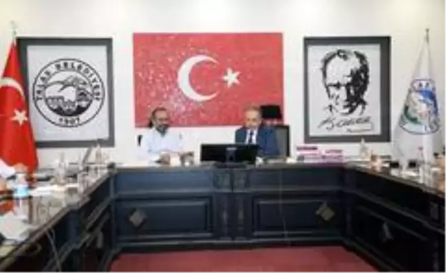 'Sanal Beyaz Masa'ya sürpriz konuk