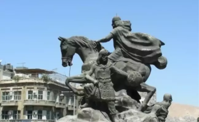 Selahaddin Eyyubi'nin babası kimdir?