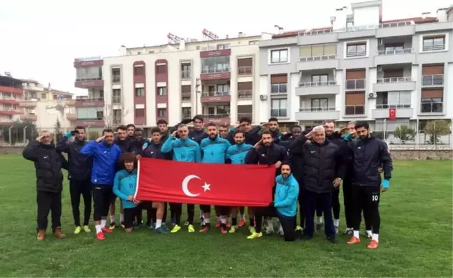 Salihli Belediyespor'dan Zeytin Dalı Harekatı'na Türk Bayraklı Destek