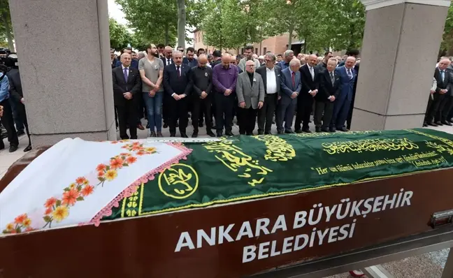 TBMM Başkanı Şentop, Cenaze Törenine Katıldı
