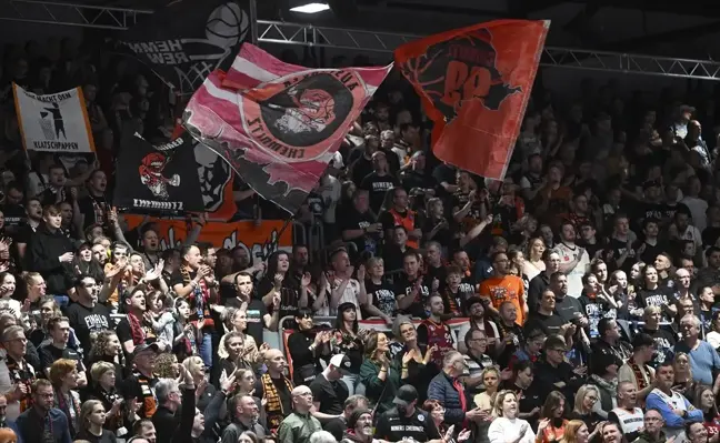 Bahçeşehir Koleji, Niners Chemnitz'e deplasmanda kaybetti