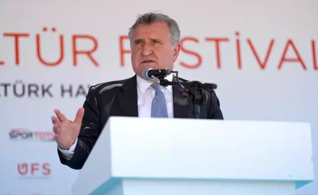 Gençlik ve Spor Bakanı Osman Aşkın Bak, Etnospor Kültür Festivali'ni değerlendirdi