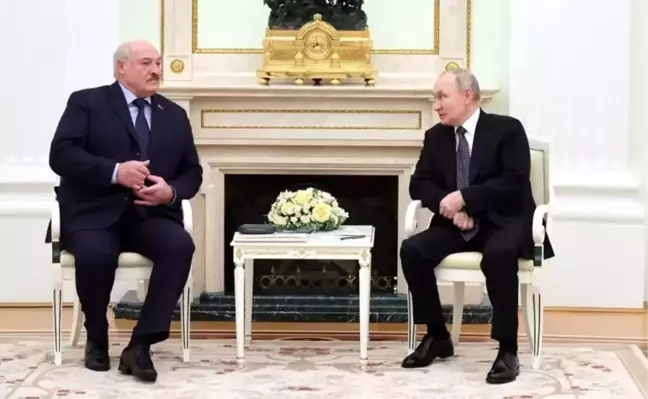 Putin, Lukaşenko'ya Aziz Andreas Nişanı Verdi