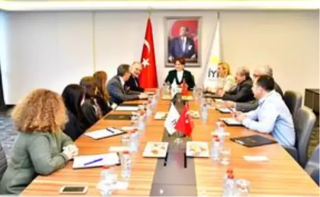 İYİ Parti Genel Başkanı Meral Akşener, sağlık örgütlerini kabul etti