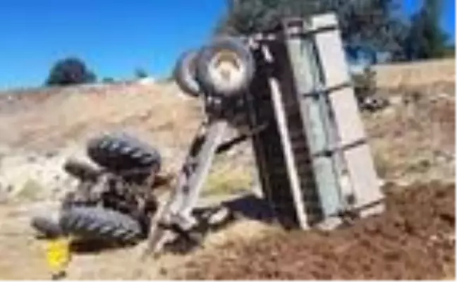 Kütahya'da traktör devrildi; aynı aileden 6 kişi yaralı