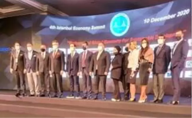 İstanbul Ekonomi Zirvesi'nde Covıd-19 sonrasının yenidünya düzeni tartışıldı