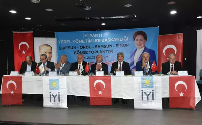 İYİ Parti Yerel Yönetimler İstişare Toplantısı yapıldı