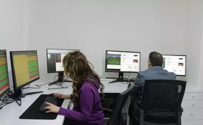 Erciyes Üniversitesi, ABD'deki Nötrino Deneylerinin Kontrolünü Sağlıyor