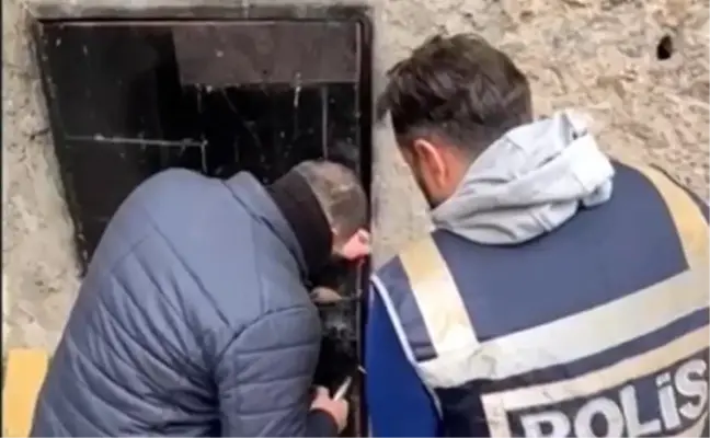 İzmir'de suçluların saklandığı tünelde yakalandı