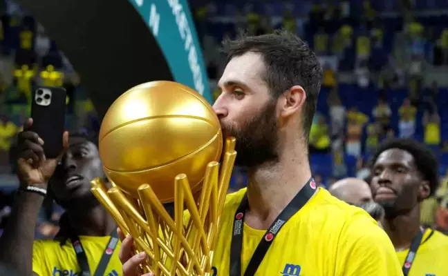 Fenerbahçe Beko, Georgios Papagiannis ile yollarını ayırdı