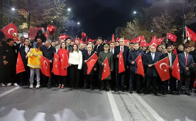 Cumhuriyet Bayramı Etkinlikleri Niğde, Kırşehir ve Sivas'ta Coşkuyla Kutlandı