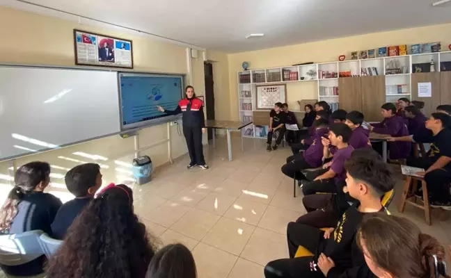 Mersin'de Öğrencilere Siber Güvenlik Eğitimi