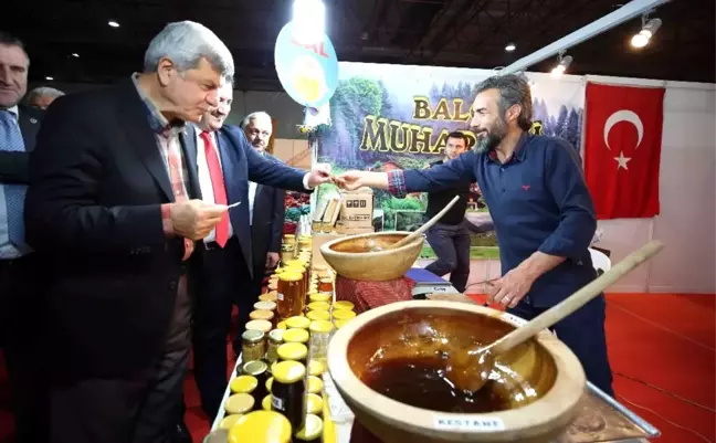 İbrahim Karaosmanoğlu, Rize Tanıtım Günlerine Katıldı