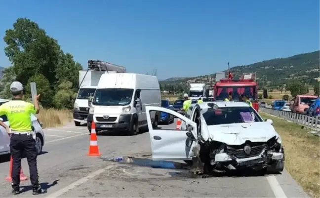 Amasya'da Otomobil Kazası: 1 Ölü, 4 Yaralı