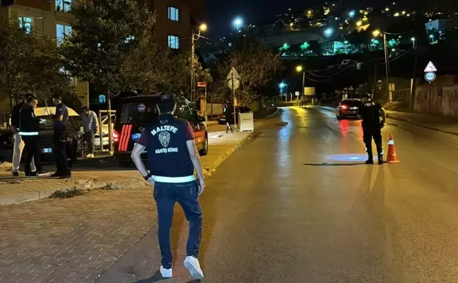 Maltepe'de 'Huzurlu Sokaklar Uygulaması': 13 Şüpheli Yakalandı