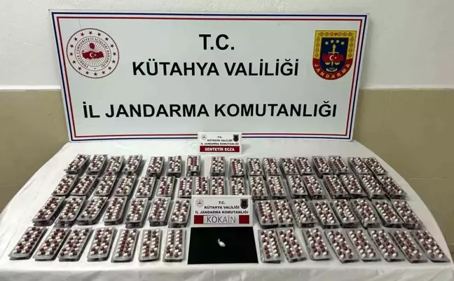 Kütahya'da Uyuşturucu Operasyonu: 2 Bin 870 Hap Ele Geçirildi