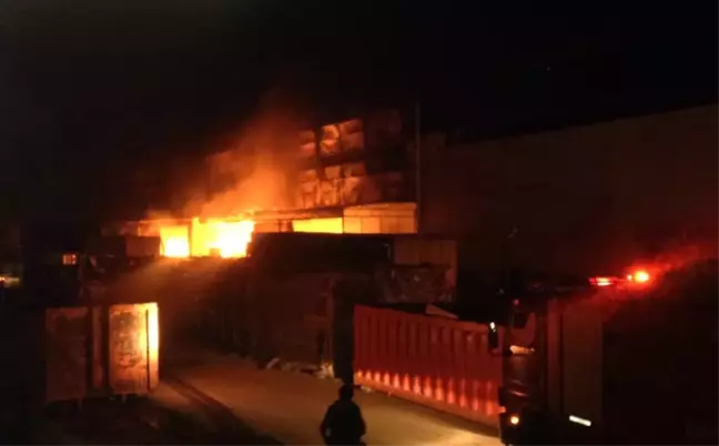 Kocaeli'de Fabrika Yangını