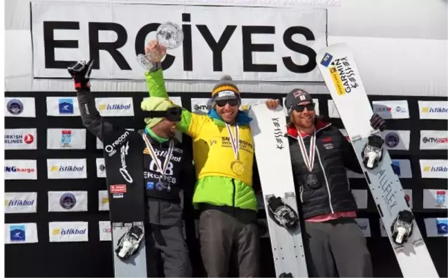 Snowboard Dünya Kupası Final Yarışları Erciyes'te Yapıldı