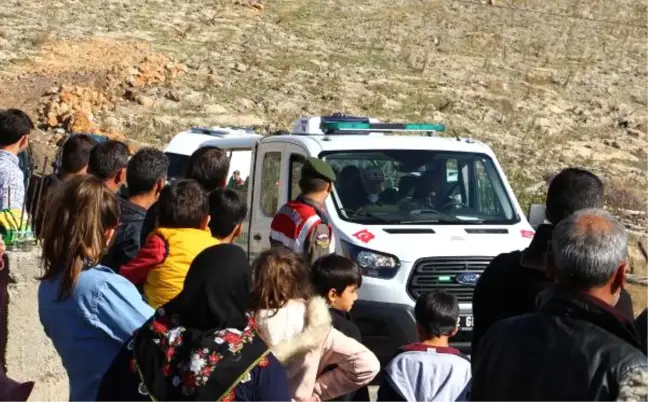 Isparta'da Şehidi 10 Bin Kişi Uğurladı