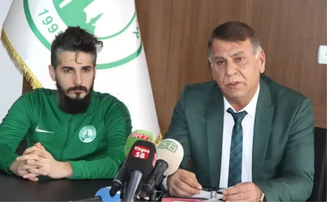 Sivas Belediyespor 3 Futbolcuyla Sözleşme İmzaladı
