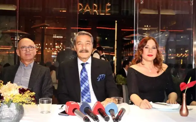Kadir İnanır'dan Doktorlarıyla Birlikte Açıklama