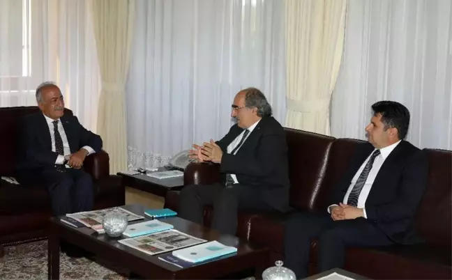 Prof. Dr. Çomaklı: