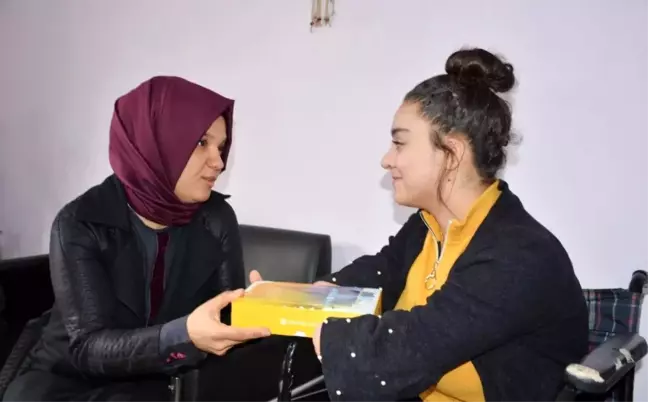 Makbule'nin tablet hayalini kaymakam eşi gerçekleştirdi