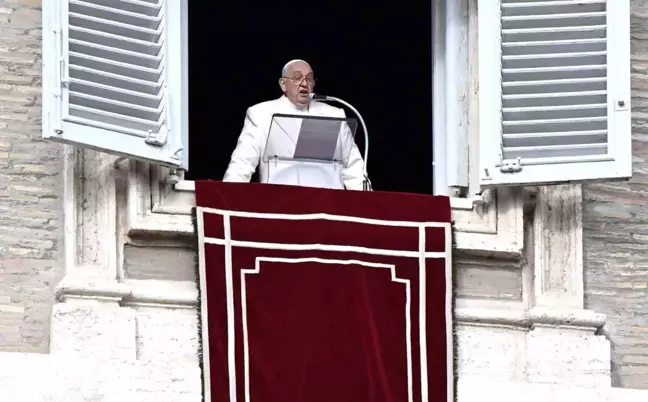 Papa Francis: İsrail'in Gazze'deki kiliselere saldırıları terördür
